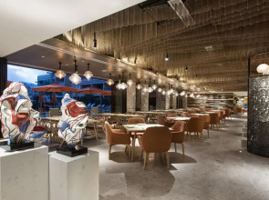 Отель Wingate by Wyndham Sanya Luhuitou