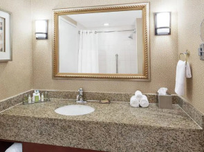 DoubleTree by Hilton Sunrise - Sawgrass Mills