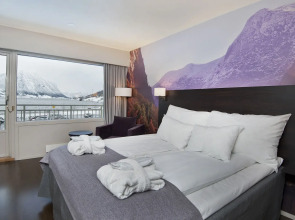 Отель Grand Skei