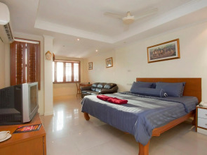 Argyle Apartments Pattaya