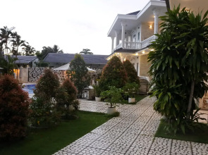 Godiva Phu Quoc Hotel