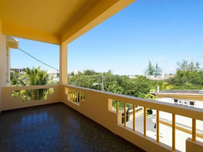 Allamanda Studios and Apartments