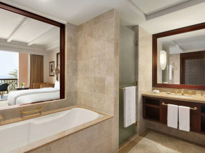 Shangri-La Al Husn, Muscat - Adults Only resort