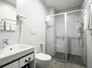 New Era Hotel Bucharest City