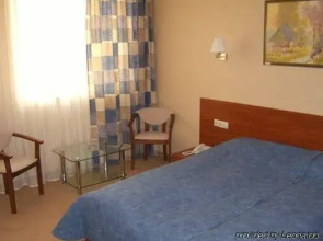 Гостиный Дом