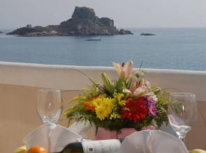 Sacallis Inn Beach Hotel