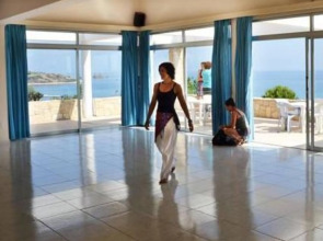 Aphrodite Beach Hotel