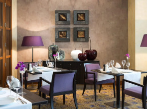 Crowne Plaza Brussels Airport by IHG