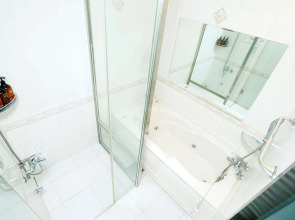 Hound Hotel Incheon Airport