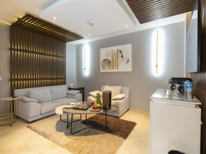 Sunrise Crystal Bay Resort