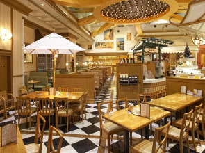 Oriental Hotel Universal City