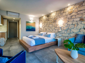 Mary Hotel & Mary Royal Suites