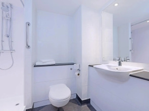 Travelodge Gatwick Airport Central