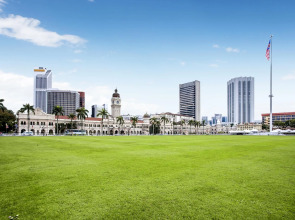 Arenaa Mountbatten Boutique Hotel