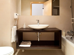 The Lisbonaire Apartments