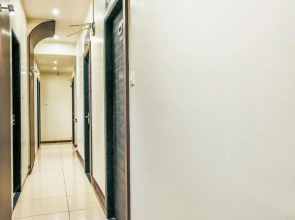 FabExpress Adore Inn