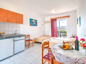 Johnhara Studios & Apartments