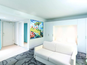 art'otel Cologne powered by Radisson Hotels