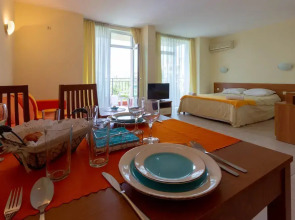 Large Studio in Polo Resort