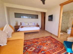 Uluwatu Sunset Hills