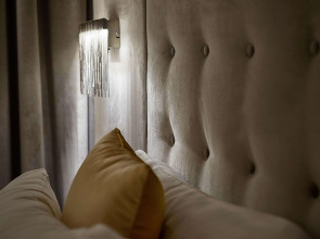 Terrace Pantheon Relais