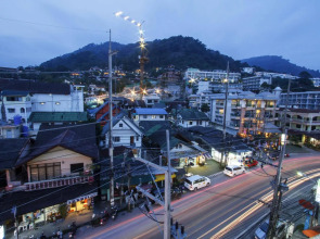 Khaleej Mass Hotel Patong