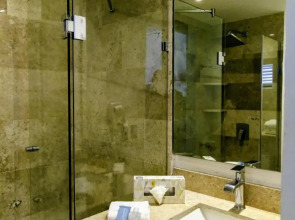 Calypso Hotel Cancun