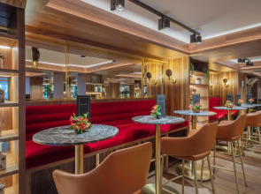 Melia White House Apartments