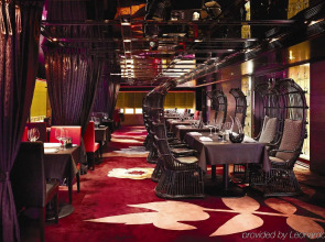 Отель Kew Green Wanchai HK