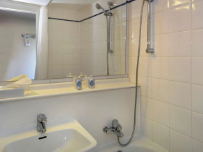 Kyriad Hotel Orléans Sud - Olivet La Source