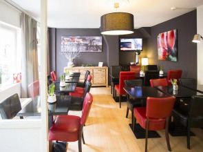 Quentin England Hotel