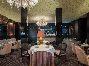 Chalgrin Boutique Hotel