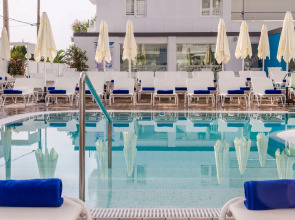 Welikehotel Triton Beach