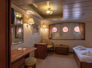 OnRiver Hotels - MS Cezanne