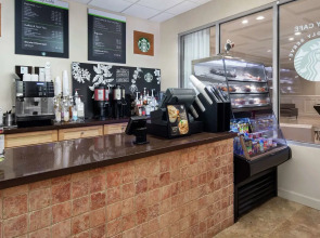 DoubleTree by Hilton Sunrise - Sawgrass Mills