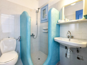 Stratos Studios & Apartments