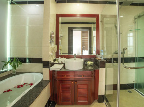 Phnom Penh Katari Hotel