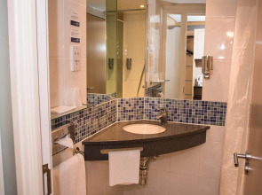 Holiday Inn Express London Stansted Airport by IHG