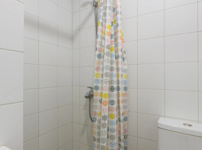 Kvart-Hotel (Кварт-Отель) в микрорайоне Дзержинец