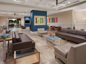 DoubleTree by Hilton Sunrise - Sawgrass Mills