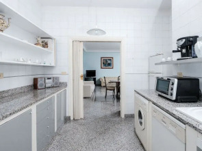 Lush Garden Steps Away from Great Park