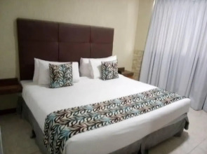 Hotel Miramar Suites