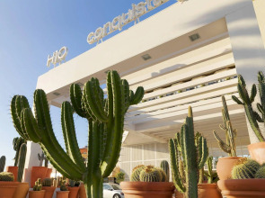 Отель H10 Conquistador