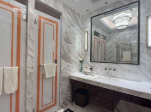 Wyndham Grand Tongren Downtown Hotel