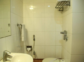 Hotel Tourist Deluxe