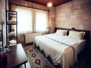 Azalea Terrace Cave Hotel