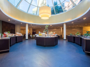 Отель Radisson Blu Sobieski