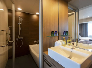 karaksa hotel grande Shin-Osaka Tower