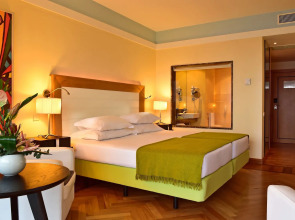 Pestana Promenade Ocean Resort Hotel