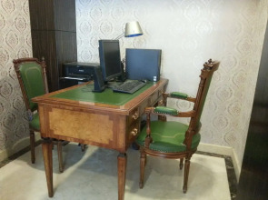 Oriental Lander Hotel